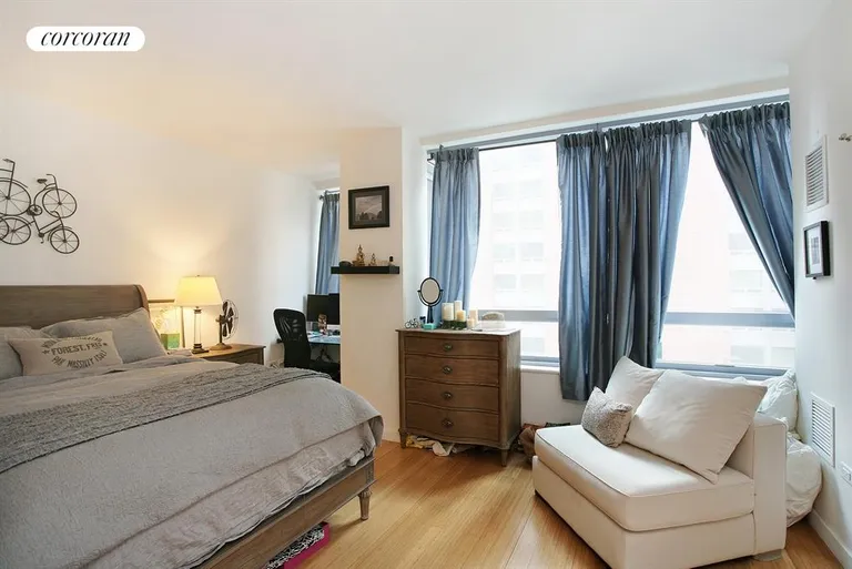 New York City Real Estate | View 2 River Terrace, 5B | Bedroom | View 3
