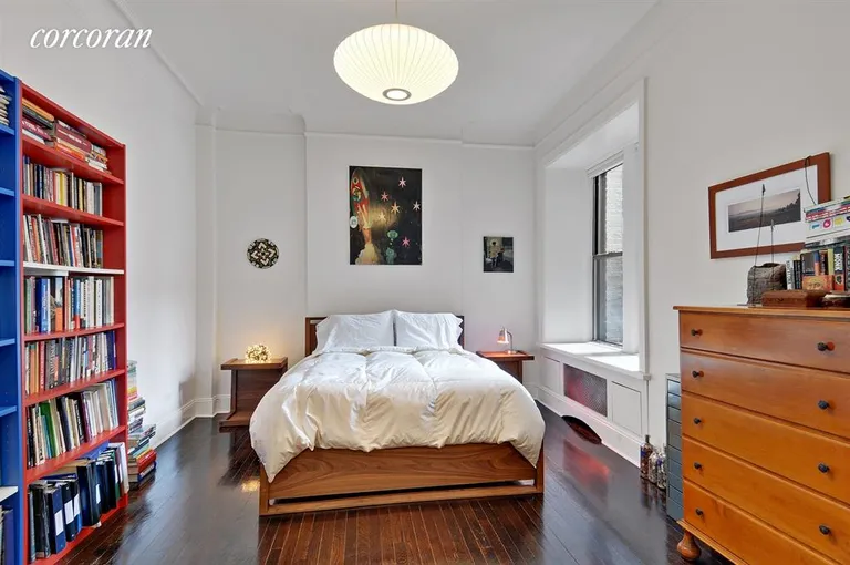 New York City Real Estate | View 418 Central Park West, 27 | King-size with two closets | View 3