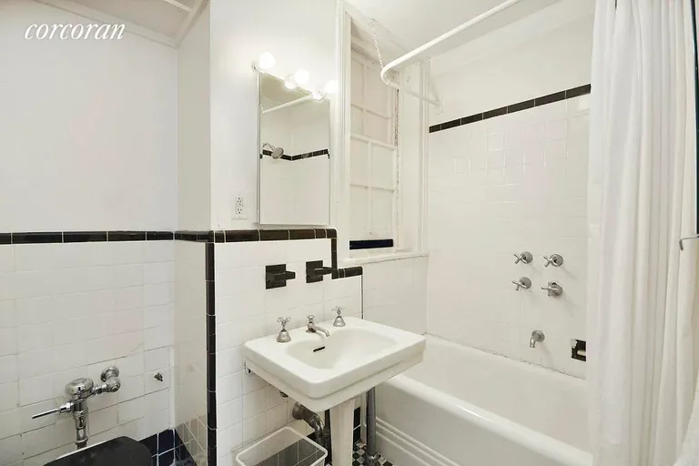 New York City Real Estate | View 195 Prince Street, 4F | room 4 | View 5