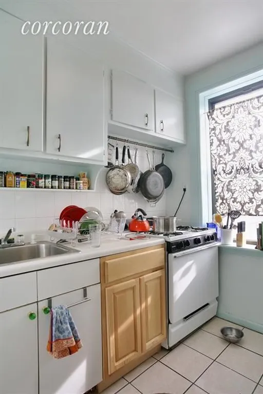 New York City Real Estate | View 152 Carroll Street, 3 | Kitchen | View 7