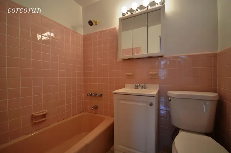 New York City Real Estate | View 222 East 75th Street, 1C | Full bath in excellent condition.  | View 3