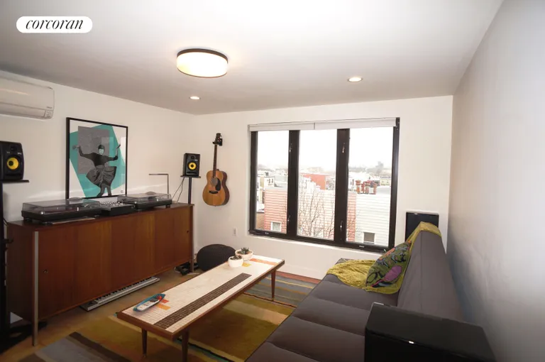 New York City Real Estate | View 292 Manhattan Avenue, 5 | room 6 | View 7