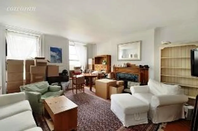 New York City Real Estate | View 5 Monroe Place, 3 | 2 Beds, 1 Bath | View 1
