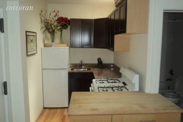 New York City Real Estate | View 221 Berkeley Place, R4 | 1 Bed, 1 Bath | View 1
