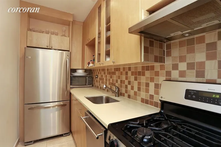 New York City Real Estate | View 305 East 72Nd Street, 10DS | Kitchen | View 3