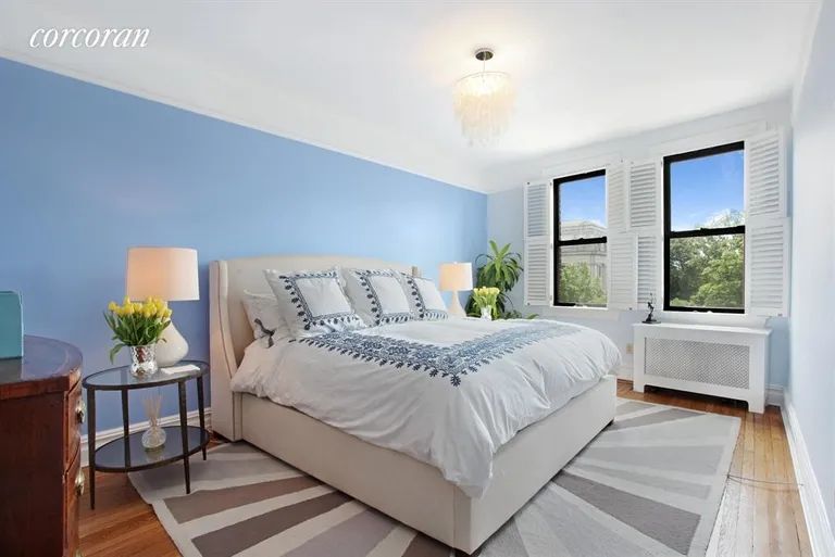 New York City Real Estate | View 125 Eastern Parkway, 5a | Huge master... | View 6