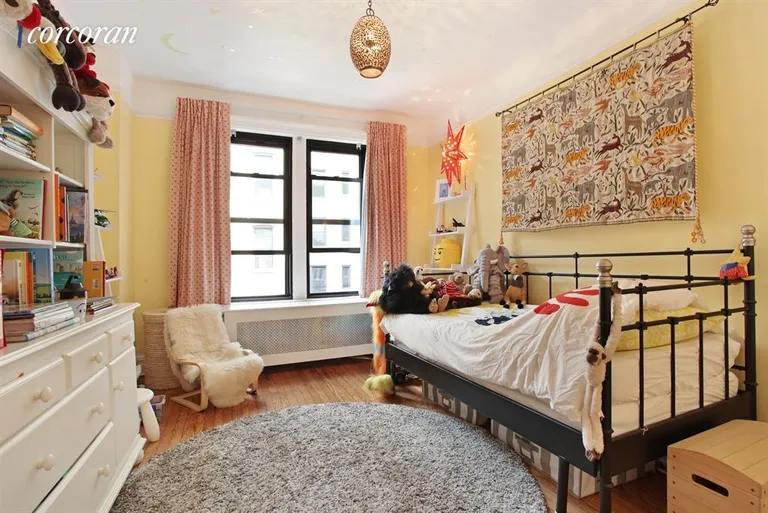 New York City Real Estate | View 125 Eastern Parkway, 5a | Spacious rooms.... | View 9