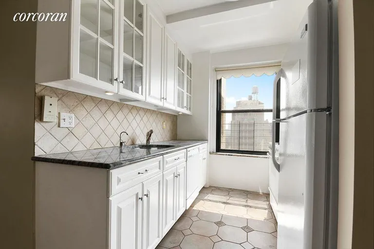 New York City Real Estate | View 110 West 86th Street, 16B | room 1 | View 2
