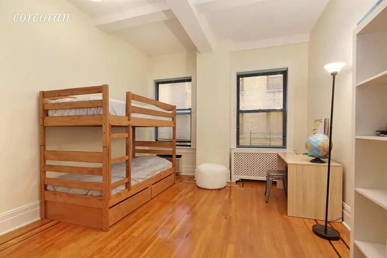 New York City Real Estate | View 215 West 90th Street, 7A | Kids Bedroom | View 6