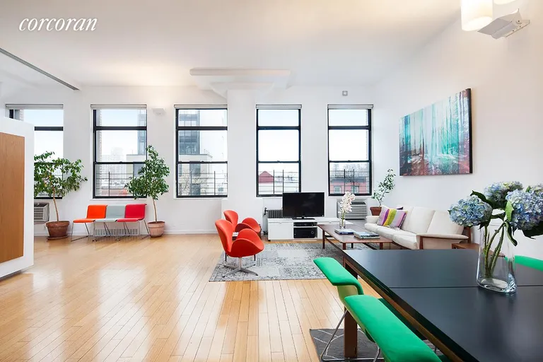 New York City Real Estate | View 423 Atlantic Avenue, 3E | Soaring 12.5' ceilings for bright and airy living | View 2