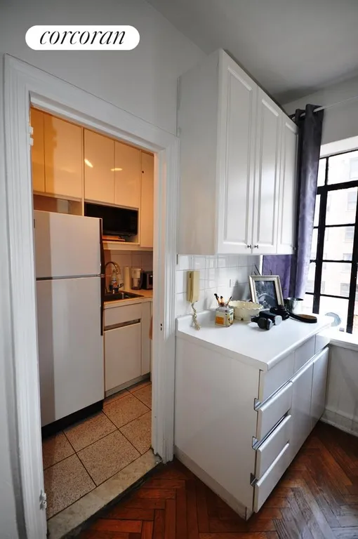 New York City Real Estate | View 25 Monroe Place, 7B | room 6 | View 7