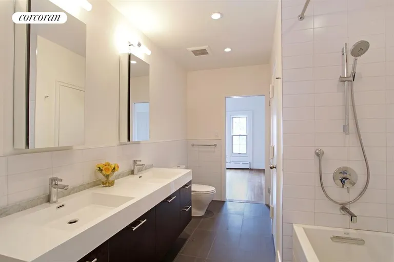 New York City Real Estate | View 158 South Oxford Street, Upper Dup | Bathroom | View 5