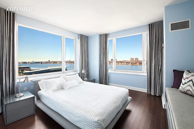 New York City Real Estate | View 80 Riverside Boulevard, 14C | room 4 | View 5