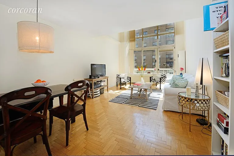 New York City Real Estate | View 170 East 87th Street, E15C | 1 Bed, 1 Bath | View 1