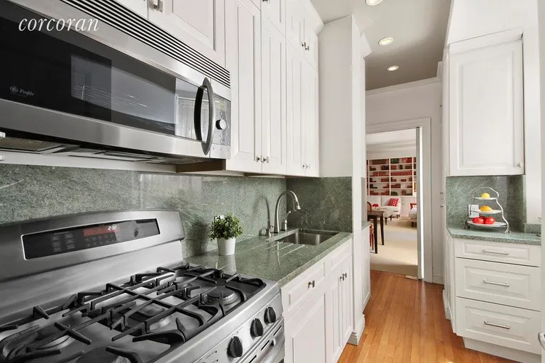 New York City Real Estate | View 1035 Fifth Avenue, 11E | Newly Renovated Kitchen | View 5