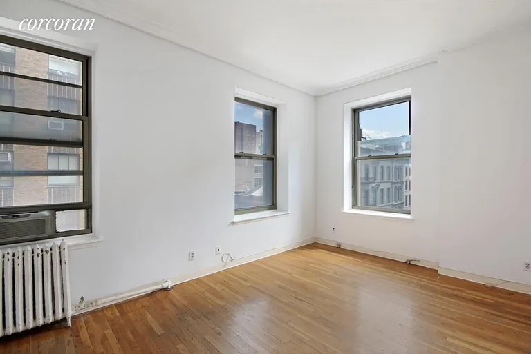 New York City Real Estate | View 395 Broadway, 4A | Bedroom | View 3