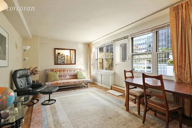 New York City Real Estate | View 141 East 55th Street, PHB | Living Room | View 2