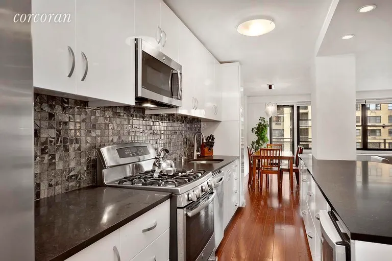 New York City Real Estate | View 345 East 81st Street, 8A | room 1 | View 2