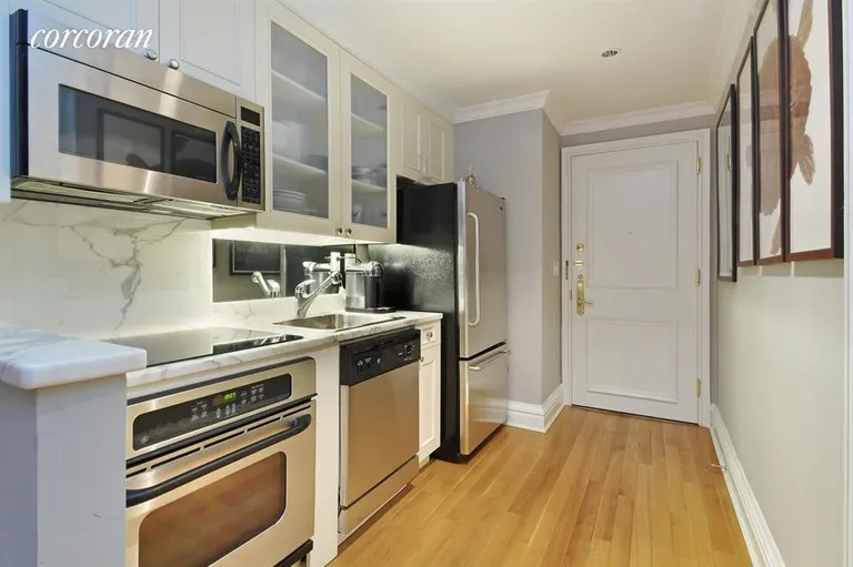 New York City Real Estate | View 502 Park Avenue, 11K | Kitchen | View 3