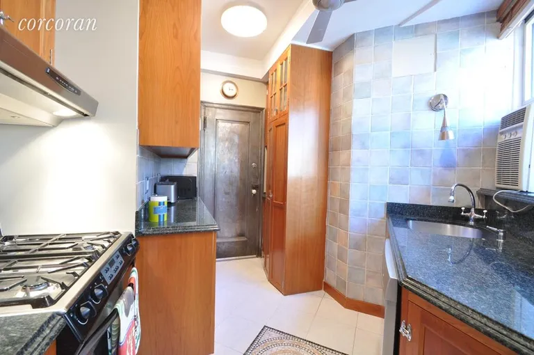 New York City Real Estate | View 38 East 85th Street, 12E | room 4 | View 5