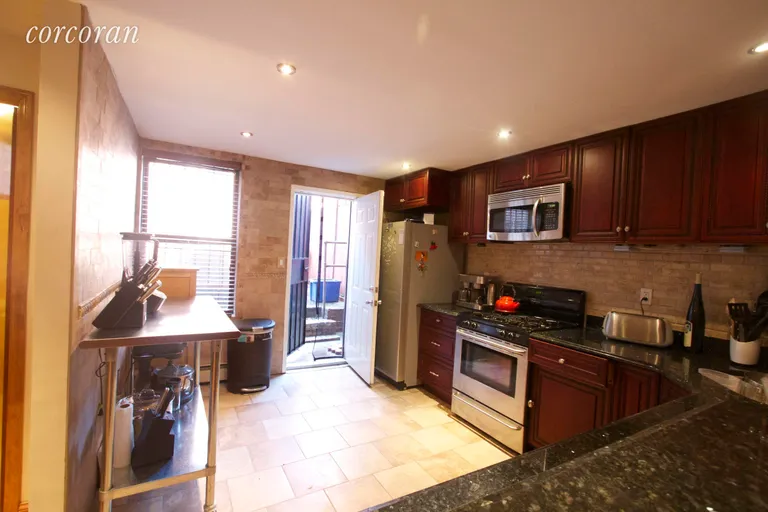 New York City Real Estate | View 280 Stuyvesant Avenue | room 8 | View 9