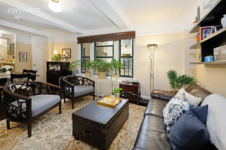 New York City Real Estate | View 65 West 95th Street, 6C | room 1 | View 2