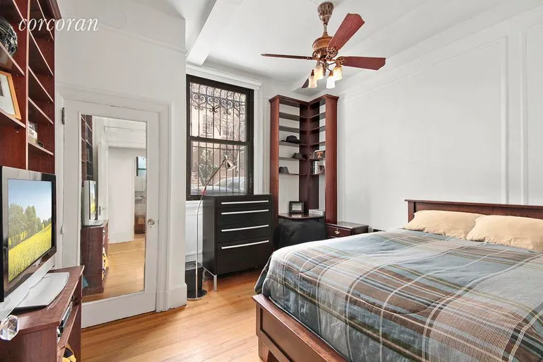 New York City Real Estate | View 212 East 48th Street, 1C | room 3 | View 4