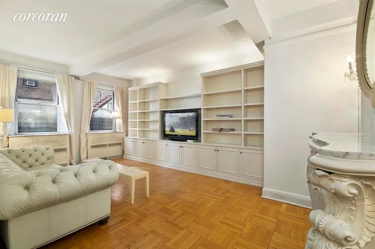New York City Real Estate | View 325 East 79th Street, 1D | 2 Beds, 1 Bath | View 1