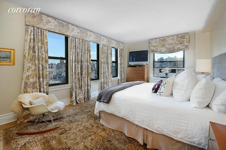 New York City Real Estate | View 161 West 75th Street, 12DE | room 8 | View 9