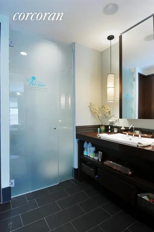 New York City Real Estate | View 40 Broad Street, 11G | Bathroom | View 4