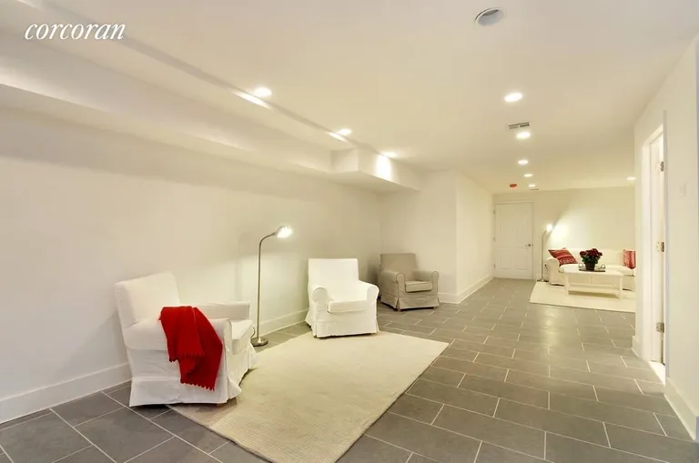 New York City Real Estate | View 186 Beach 125th Street, 1H | room 3 | View 4