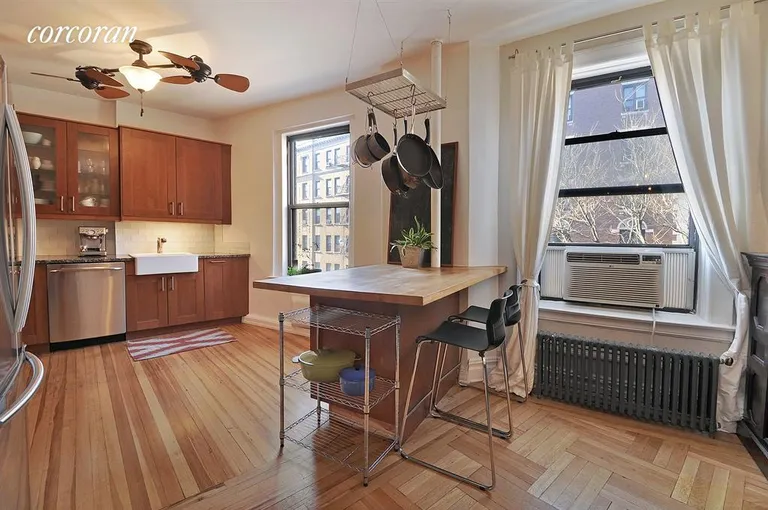 New York City Real Estate | View 860 West 181st Street, 22 | Kitchen | View 3