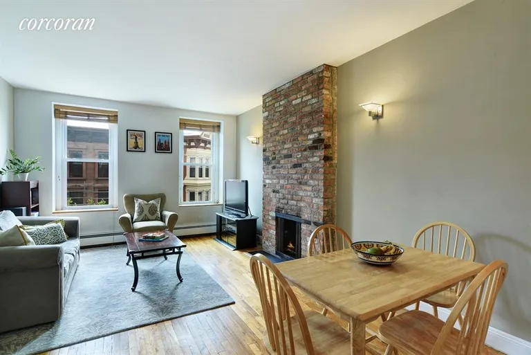 New York City Real Estate | View 246 5th Avenue, 4R | 2 Beds, 1 Bath | View 1