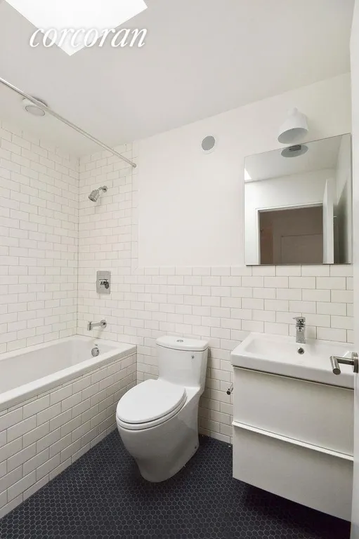 New York City Real Estate | View 90 Hall Street, 2 | Bathroom | View 4