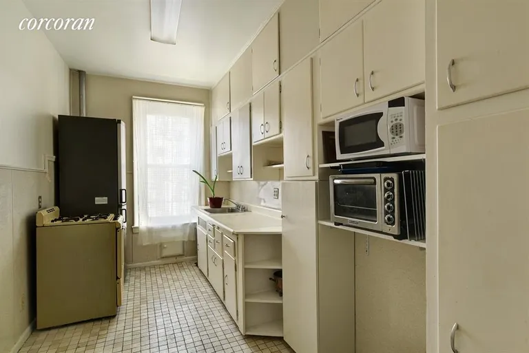 New York City Real Estate | View 856 43rd Street, 28 | Kitchen | View 4
