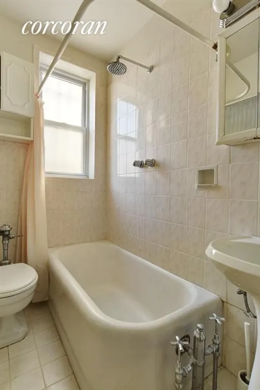 New York City Real Estate | View 856 43rd Street, 28 | Bathroom | View 5