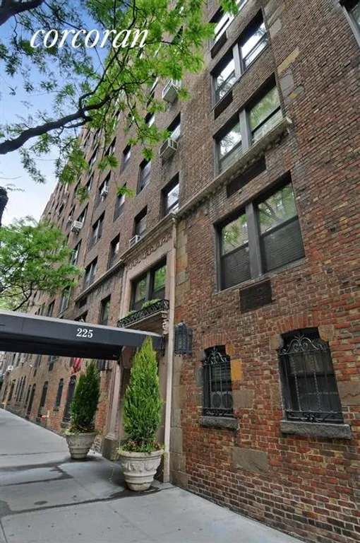 New York City Real Estate | View 225 East 73rd Street, 1A | Building exterior | View 7