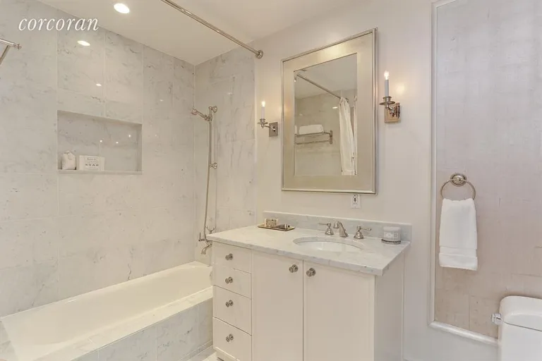 New York City Real Estate | View 80 Chambers Street, 8F | Bathroom | View 13
