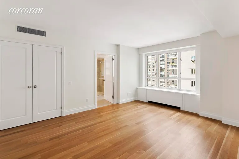 New York City Real Estate | View 200 East 66th Street, D10-02 | 6 | View 6