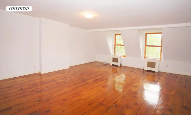New York City Real Estate | View 288 Gates Avenue, 2 | Bedroom 1 | View 2