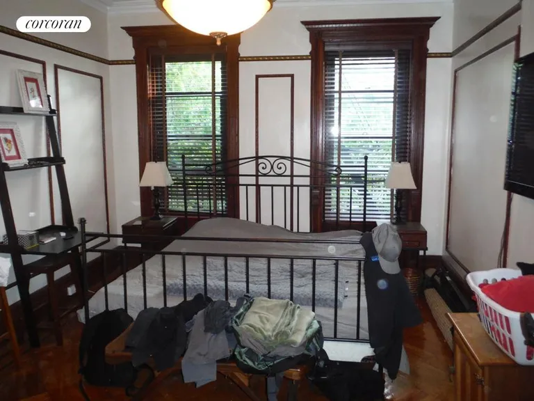 New York City Real Estate | View 420 8th Avenue, 2 | room 4 | View 5