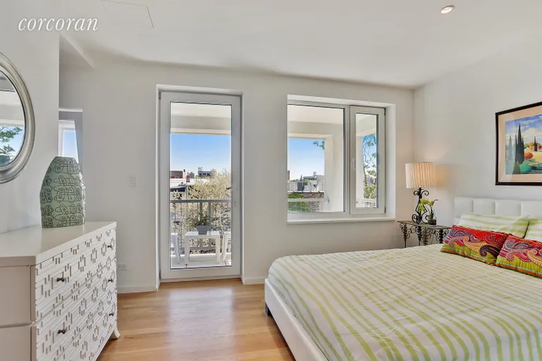 New York City Real Estate | View 951 Pacific Street, 2 | room 2 | View 3