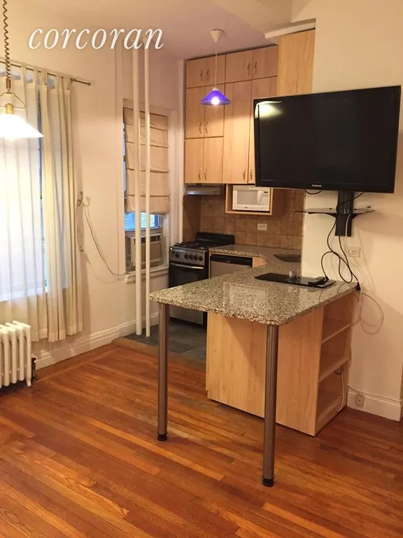 New York City Real Estate | View 155 Henry Street, 2B | room 3 | View 4