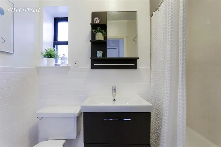 New York City Real Estate | View 213-215 Eastern Parkway, 16 | Bathroom | View 8
