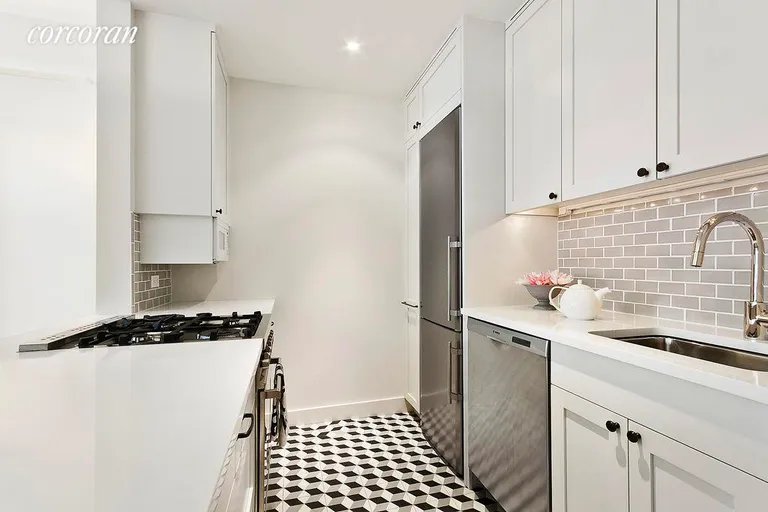 New York City Real Estate | View 167 Perry Street, 6D | Beautifully renovated kitchen | View 4
