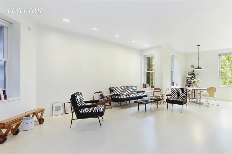 New York City Real Estate | View 3 King Street, 4 | 1 Bed, 1 Bath | View 1