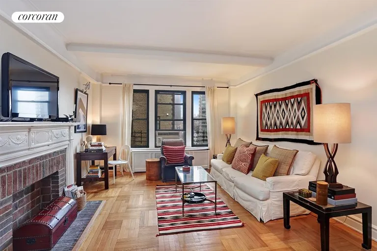 New York City Real Estate | View 70 East 96th Street, 14C | 2 Beds, 1 Bath | View 1