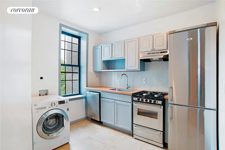 New York City Real Estate | View 1109 Putnam Avenue, 3 | 3 Beds, 1 Bath | View 1