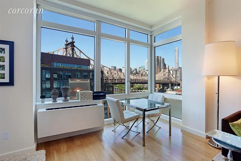 New York City Real Estate | View 415 Main Street, PH2D | Dining Room | View 3