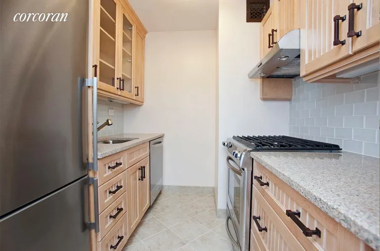 New York City Real Estate | View 404 East 79th Street, 19D | Brand new chefs kitchen | View 2